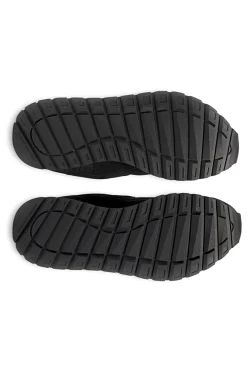 UNDER ARMOUR Sneakers nere in nylon con inserti scamosciati Essential Runner