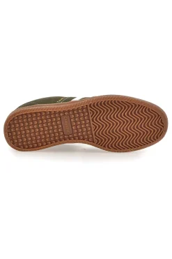 Uomo CANGURO Sneakers verdi con fondo a contrasto CA385